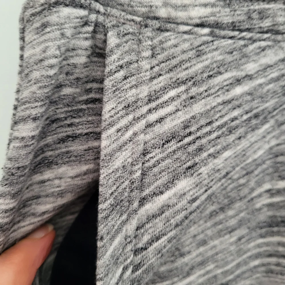 Old Navy Boy 10/12 L Heathered‎ Gray Joggers Elastic Drawstring Pockets